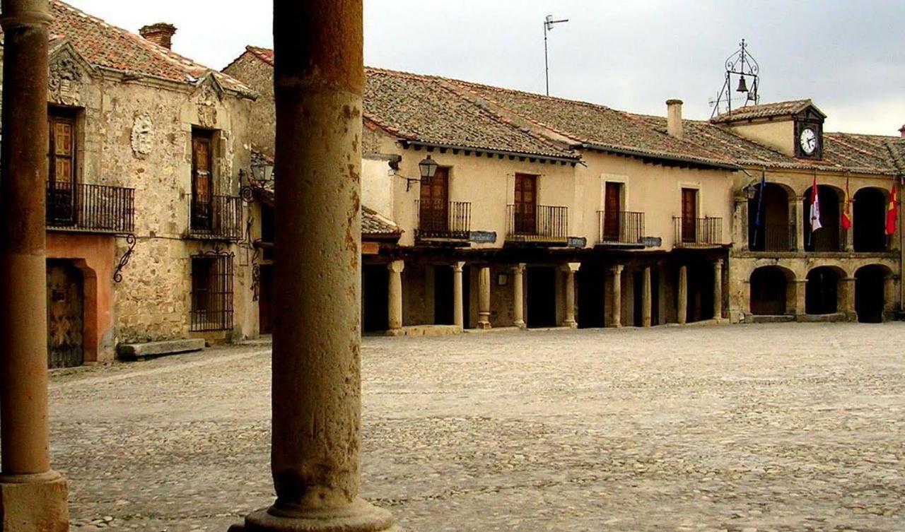 Villa El Carro Del Abuelo Villovela de Pirón Exterior foto